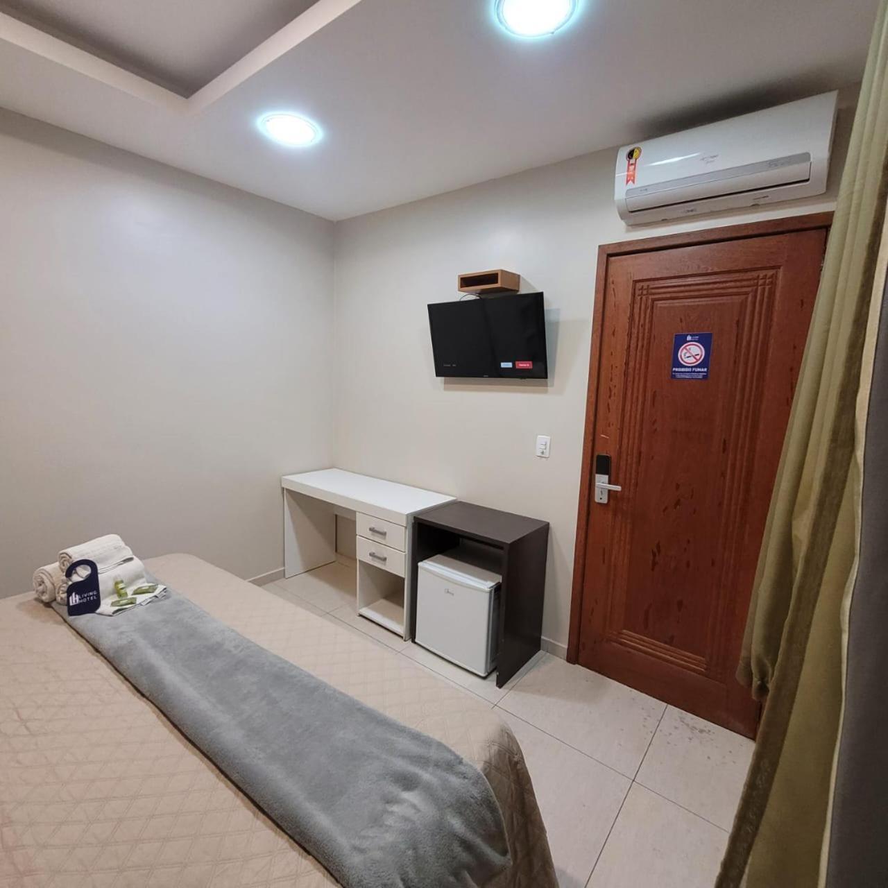 Living Flamengo Apartahotel